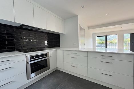 Photo of property in 147 Wellington Road, Paekakariki, 5034