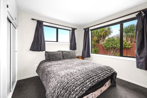 Photo of property in 58 Cowes Street, Avondale, Christchurch, 8061