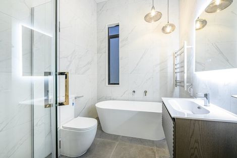 Photo of property in 2 Skua Road, Hobsonville, Auckland, 0616