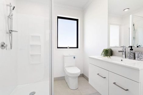 Photo of property in 20 Taupata Lane, Helensville, 0800