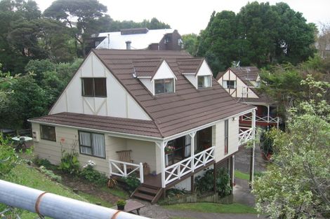 Photo of property in 2/22 Colonial Road, Birkenhead, Auckland, 0626