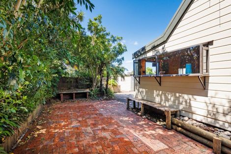 Photo of property in 3 Suffolk Crescent, Feilding, 4702