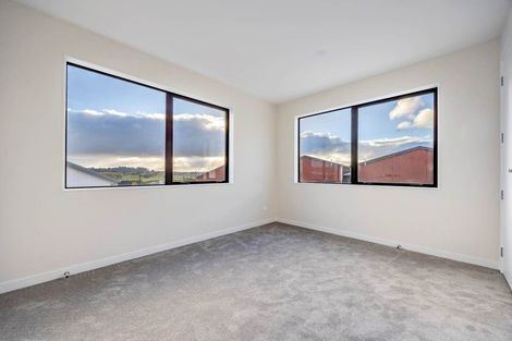 Photo of property in 10 Kapehu Road, Silverdale, 0932