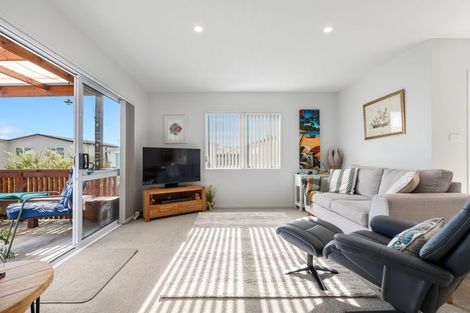 Photo of property in 702/11 Kamahi Crescent, Papamoa Beach, Papamoa, 3118