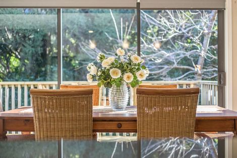 Photo of property in 122 Navigation Drive, Whitby, Porirua, 5024