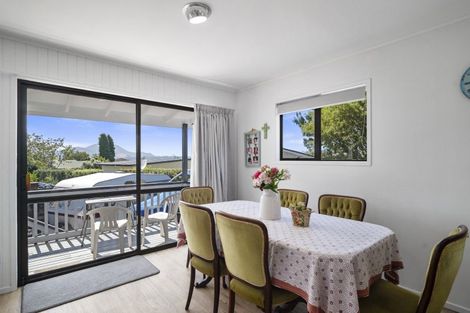 Photo of property in 3 Cherry Lane, Acacia Bay, Taupo, 3330