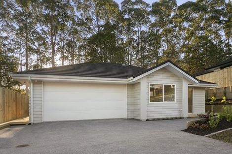 Photo of property in 5 Maraeariki Avenue, Orewa, 0931