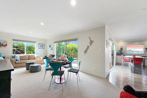 Photo of property in 10 Whiritoa Beach Road, Whiritoa, Whangamata, 3691