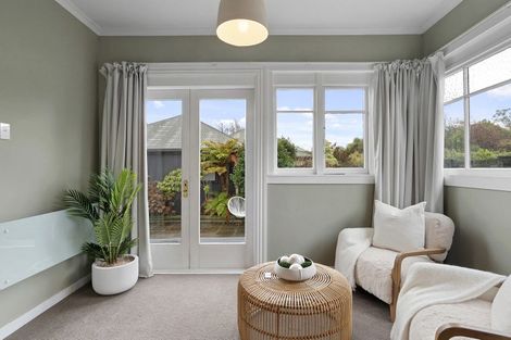Photo of property in 139 Saint Martins Road, Saint Martins, Christchurch, 8022