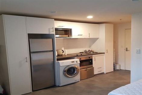 Photo of property in 23 Emily Place, Bellevue, Tauranga, 3110