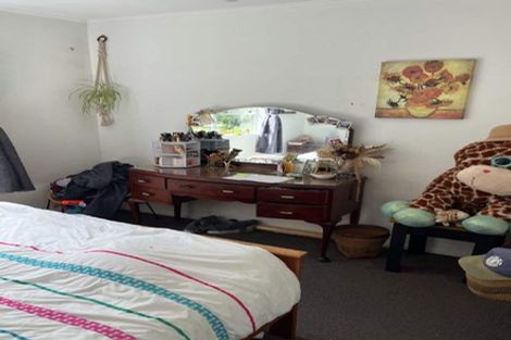 Photo of property in 10 Martin Grove, Normandale, Lower Hutt, 5010