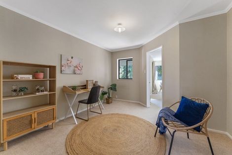 Photo of property in 6 Pinewood Grove, Paraparaumu Beach, Paraparaumu, 5032