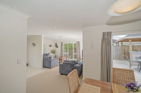 Photo of property in 3 Mermaid Place, Whitianga, 3510