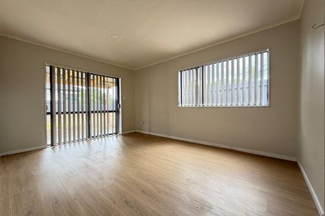 Photo of property in 8 Jodie Place, Flat Bush, Auckland, 2023