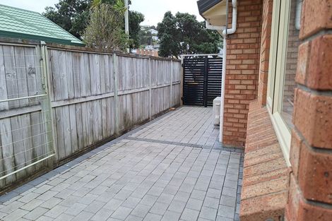 Photo of property in Miramar Villas, 6 Brussels Street, Miramar, Wellington, 6022