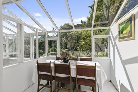 Photo of property in 25 Burrows Avenue, Karori, Wellington, 6012