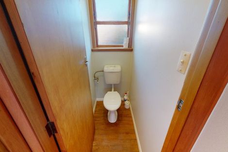 Photo of property in 32 Holdsworth Avenue, Milson, Palmerston North, 4414