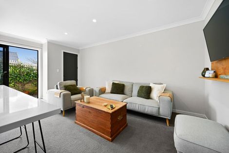 Photo of property in 25u2 Thackeray Street, Hamilton Lake, Hamilton, 3204