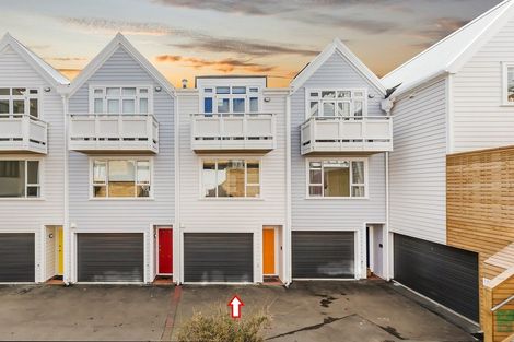 Photo of property in Pirie Street Townhouses, 19/35u Pirie Street, Mount Victoria, Wellington, 6011