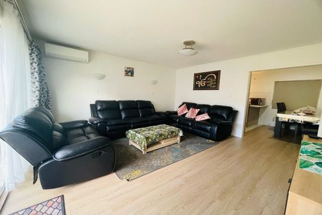 Photo of property in 2/15 Hayward Road, Papatoetoe, Auckland, 2025