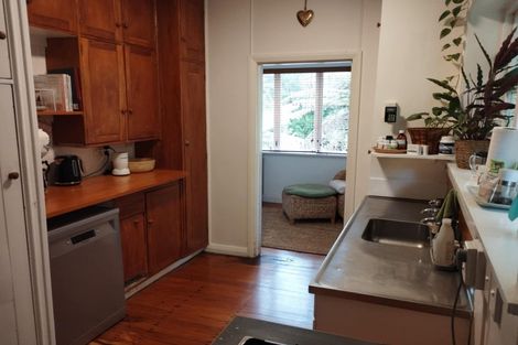 Photo of property in 368 Huia Road, Titirangi, Auckland, 0604