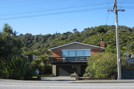 Photo of property in 185 Main Road South, Karoro, Greymouth, 7805