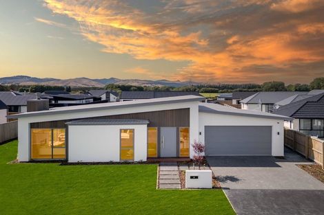 Photo of property in 4 Frank Ernest Crescent, Prebbleton, 7604