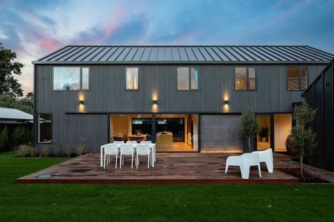 Photo of property in 86 Wairakei Road, Bryndwr, Christchurch, 8052
