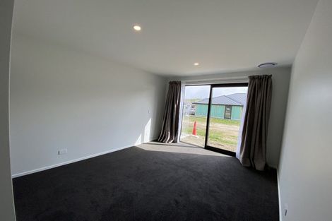 Photo of property in 21 Cheviot Street, Jacks Point, 9371