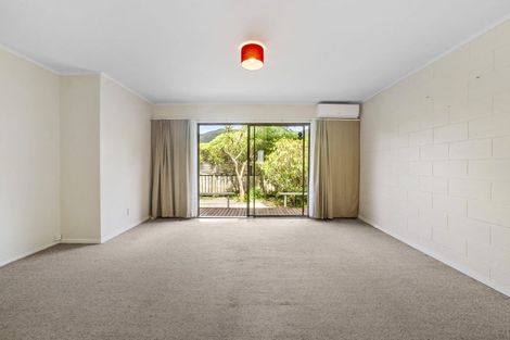 Photo of property in 19 Hildreth Street, Karori, Wellington, 6012