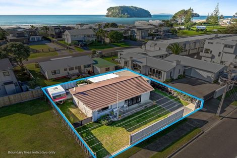 Photo of property in 408 Ocean Road, Whangamata, 3620
