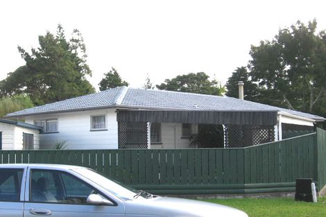 Photo of property in 39 Chilcott Road, Henderson, Auckland, 0612