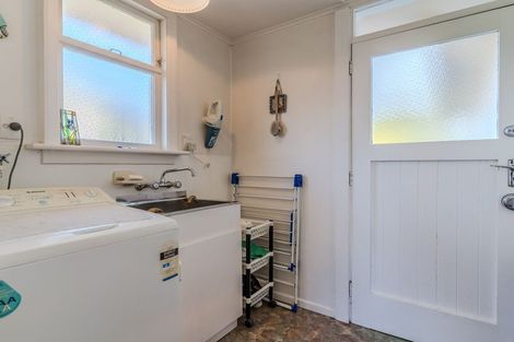 Photo of property in 18 Weir Street, Green Island, Dunedin, 9018