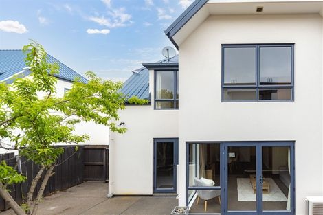 Photo of property in 2/526 Madras Street, St Albans, Christchurch, 8014