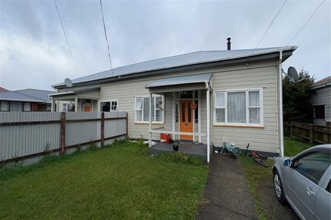 Photo of property in 82- 84 Queen Street, Westport, 7825