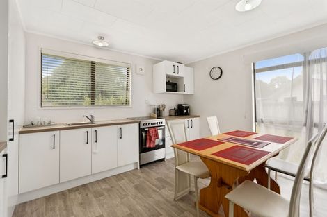 Photo of property in 31 Peter Lippa Drive, Kawerau, 3127