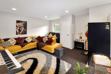 Photo of property in 4 Atkinson Street, Newlands, Wellington, 6037