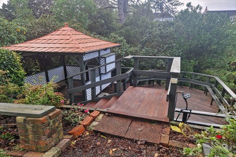 Photo of property in 18 Corrondella Grove, Belmont, Lower Hutt, 5010