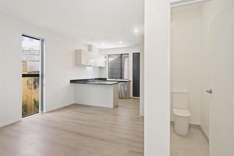 Photo of property in 21c Andrew Road, Howick, Auckland, 2010