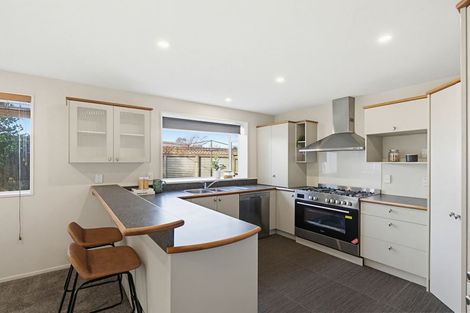 Photo of property in 28 Radiata Avenue, Parklands, Christchurch, 8083