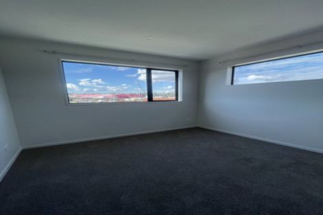 Photo of property in 2/39 Dale Crescent, Pakuranga, Auckland, 2010