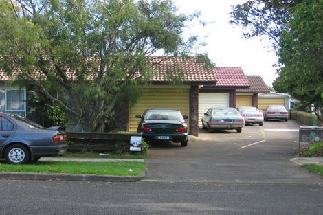 Photo of property in 3/51 Landscape Road, Papatoetoe, Auckland, 2025