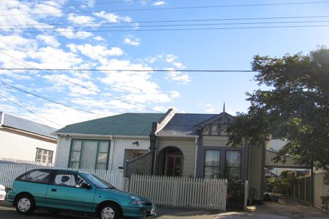Photo of property in 21 Riddlers Crescent, Petone, Lower Hutt, 5012
