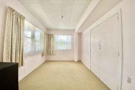 Photo of property in 25 Clayton Road, Manurewa, Auckland, 2102