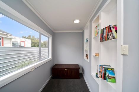 Photo of property in 12 Vogel Street, Hawera, 4610