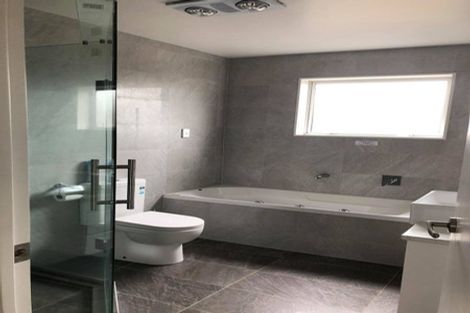 Photo of property in 13 Cahir Place, Flat Bush, Auckland, 2019