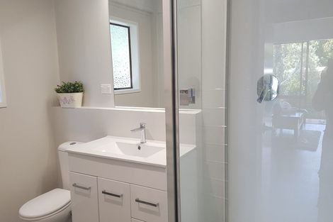 Photo of property in 14 Oaktree Avenue, Browns Bay, Auckland, 0630