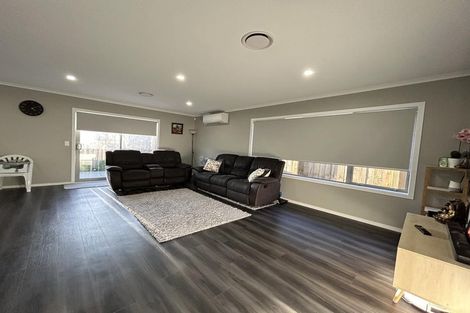 Photo of property in 7 Ron Fawcett Way, Wainuiomata, Lower Hutt, 5014