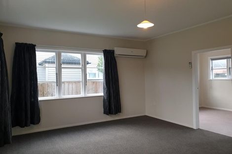 Photo of property in 8 Compton Crescent, Taita, Lower Hutt, 5011