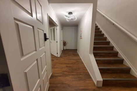 Photo of property in 30 Satara Crescent, Khandallah, Wellington, 6035